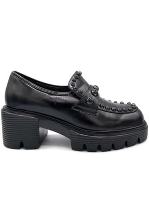Jeannot Skor, Dam, 40 EU, Läder, Studded Leather Closed Shoe