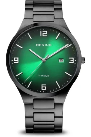 Bering Accessoarer, Herr, ONE Size, Herrklocka Titanium 40 mm Safirglas Titan Slim Design 10 ATM Armband med Titanelement 15240-728