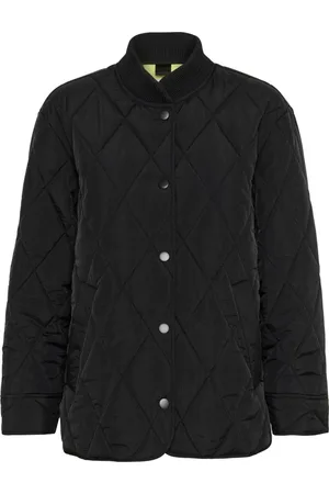 Kaffe Jacka, Dam, M, Quiltad Jacka Svart Djup Stilren