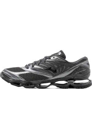 Mizuno Skor, Herr, 40 1/2 EU, Grå Sneakers med Kontrastdetaljer