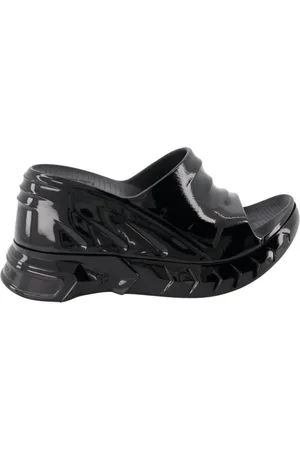 Givenchy Skor, Dam, 39 EU, Marshmallow Wedge Sandaler