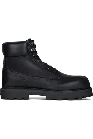 Givenchy Skor, Herr, 44 EU, Läder, Svarta Vadderade Boots med Hög Krage