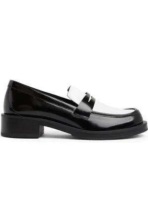 Stuart Weitzman Skor, Dam, 40 EU, Bold Loafer Modern Penny Silhouette