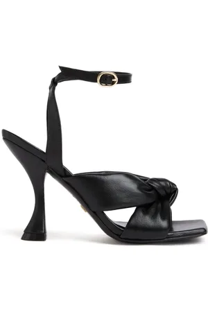 Stuart Weitzman Skor, Dam, 36 1/2 EU, Läder, Sandaler med fyrkantig tå och ankelrem