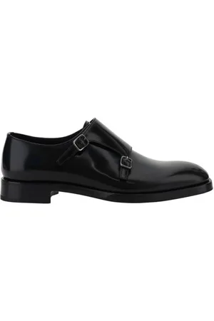 Prada Skor, Herr, 39 EU, Läder, Blankt läder loafers dubbel spänne sned tå