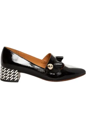 Chie Mihara Skor, Dam, 36 EU, Läder, Svarta lackloafers med fransar och klack