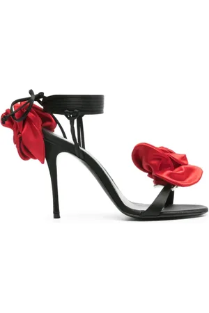 MAGDA BUTRYM Skor, Dam, 36 EU, Svarta Satin Röda Blomma Högklackade Sandaler