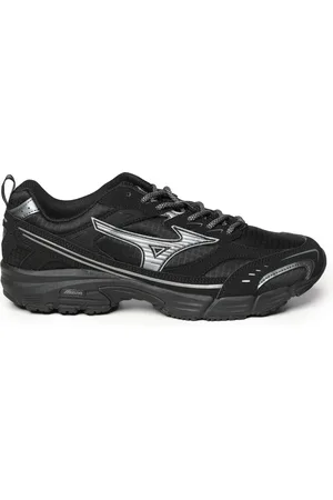 Mizuno Skor, Herr, 39 1/2 EU, Svarta Sneakers med Logotypdetaljer