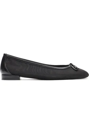 Stuart Weitzman Skor, Dam, 37 EU, Delikata Ballerinaskor med Rosett