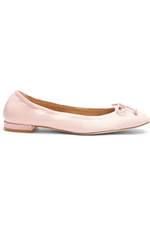 Stuart Weitzman Skor, Dam, 37 EU, Läder, Minimalistiska Ballerinaskor med Rosett