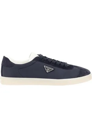 Prada Skor, Herr, 41 EU, Läder, Lädersneakers med mockadetaljer