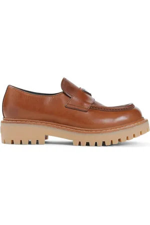 Prada Skor, Herr, 41 EU, Bruna Loafer Skor för Män