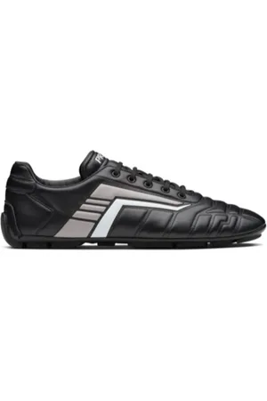 Prada Skor, Herr, 41 EU, Läder, Padded Logo Sneakers