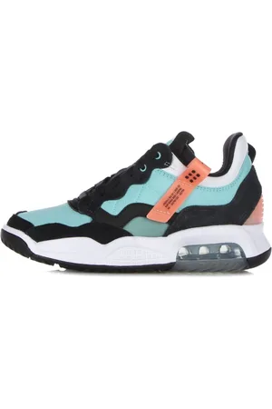 Jordan Skor, Herr, 40 1/2 EU, Läder, Låga Sneakers Svarta Multi Twist