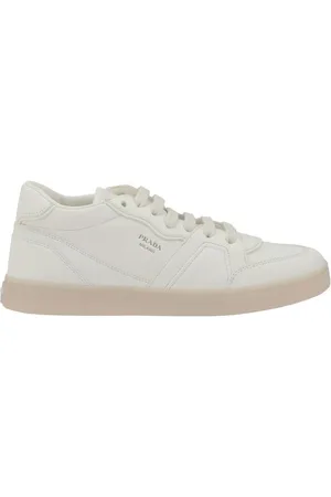 Prada Skor, Dam, 41 EU, Läder, Monogram Lädersneakers med Platt Sula