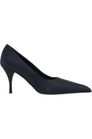 Prada Skor, Dam, 37 1/2 EU, Läder, Satin Stiletto Heel Pumps med Logoed Innersula