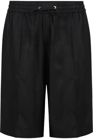 Iceberg Shorts, Herr, M, Komfortabel passform svarta Bermuda-shorts i Tencel med kontrasterande ränder