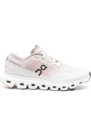 On Running Sport, Dam, 38 1/2 EU, Vita Sneakers med CloudTec® Dämpning