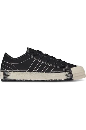 Y-3 Skor, Herr, 44 1/2 EU, Stiliga Sneakers för Män och Kvinnor