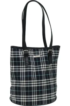 Burberry Pre-owned, Dam, ONE Size, Nylon, Pre-owned Nylon axelremsvskor