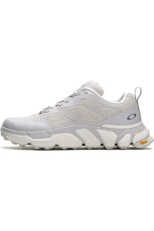 Oakley Skor, Herr, 43 EU, Lätt Andas Triple Vit Sneakers