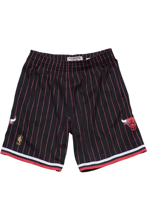 Mitchell & Ness Sport, Herr, XL, Chicago Bulls Svart Pinstripe Basketboll Shorts