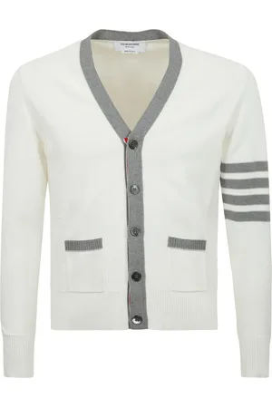Thom Browne Stickade tröjor & koftor, Herr, L, Bomull, Broderad Logo Cardigan med Kontrast Trim