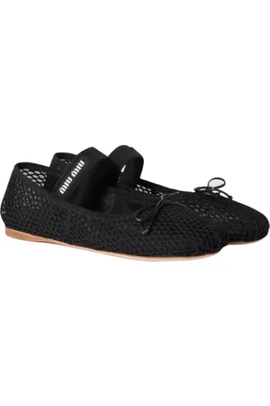 Miu Miu Skor, Dam, 39 EU, Svart Båge Ballet Flats