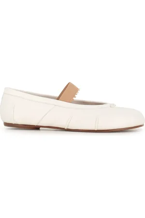 Maison Margiela Skor, Dam, 39 EU, Bomull, Ivory Ballerina Skor med Distressed Elastisk Band