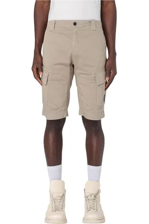 C.P. Company Shorts, Herr, S, Bomull, Khaki Cargo Shorts med Flera Fickor