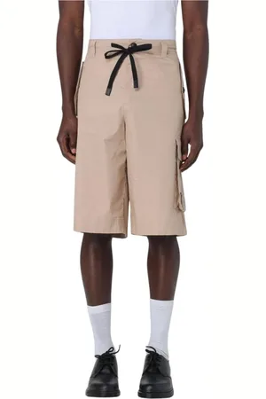 VERSACE Shorts, Herr, XS, Denim, Stiliga Denim Shorts med Couture Detaljer