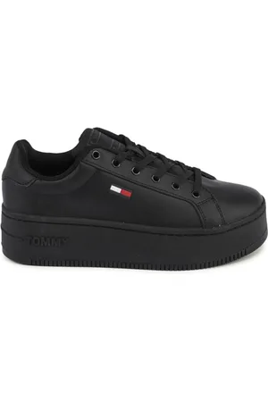 Tommy Hilfiger Skor, Dam, 39 EU, Läder, Svart Sneaker med Detaljerad Design