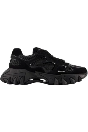 Balmain Skor, Herr, 43 EU, Mocka, Futuristiska Mocka Sneakers - Multi - Noir