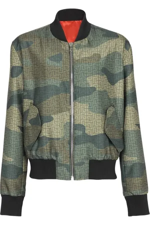 Balmain Jacka, Herr, S, Polyester, Kamouflagemönstrad bomberjacka i shantung med monogram