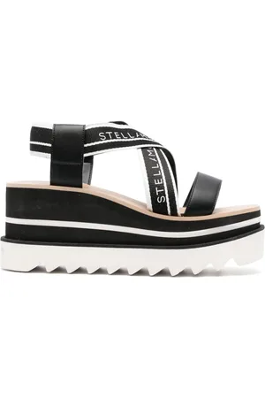 Stella McCartney Skor, Dam, 38 1/2 EU, Svarta Sandaler med Stil