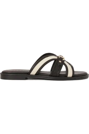 Kazar Skor, Dam, 37 EU, Läder, Bekväma flip-flops i läder och tyg på en platt sula