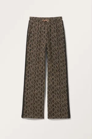 Monki Wide Straight Fleece Trousers