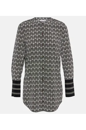VERONICA BEARD Acacia logo silk-blend blouse