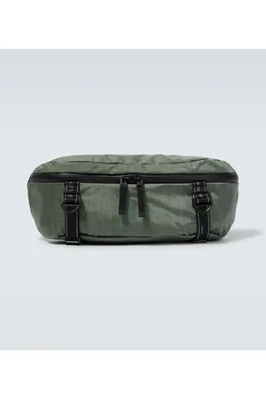 and wander Belt bag