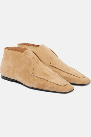 Totême Desert suede boots