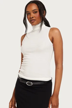Nelly - Soft Sleeveless Turtleneck Top