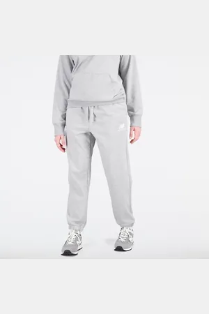 New Balance Kvinnor Essentials Stacked Logo French Terry Shorts i Grey Bomull, Storlek 2XL