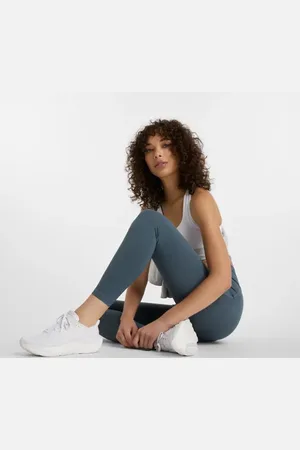 New Balance Kvinnor NB Sleek Pocket High Rise Legging 25" i Grey Poly sticka