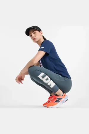 New Balance Kvinnor London Edition NB Sleek Pocket High Rise Legging 25" i Grey Poly Knit