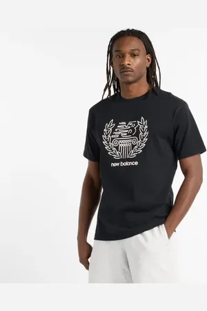 New Balance Män Debut Sculpture T-Shirt i Black Bomull