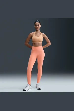 Nike Universa