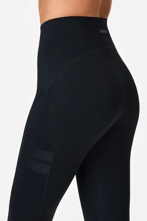 Stronger Sleek Pocket Tights