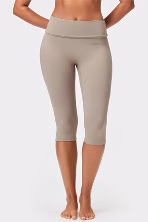 Stronger Soft Fold Over Capri Tights