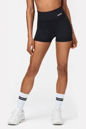 Stronger Alma Hotpants