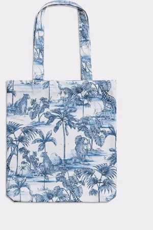 Stronger Washed Tote Bag